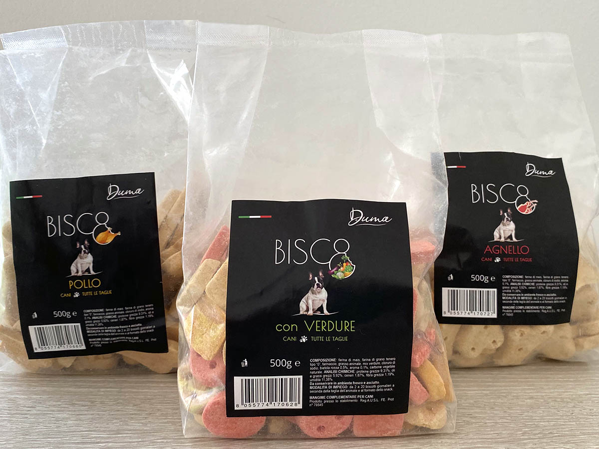 packaging con etichette adesive per sacchetto di biscotti per cane e cavallo azienda Duma bisc8 Pet Shop SIX Bianchetti grafica